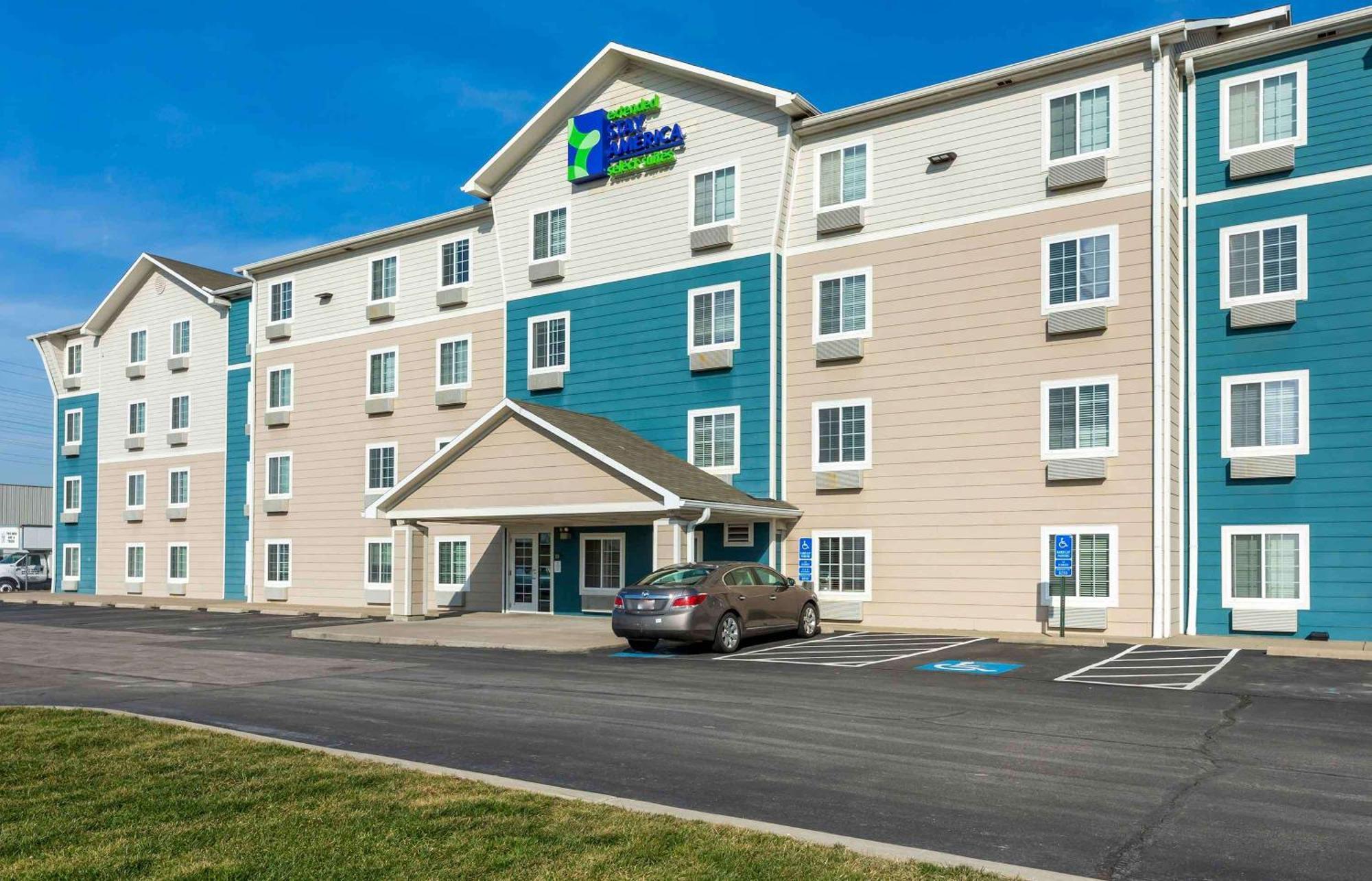 Extended Stay America Select Suites - Cleveland - Avon Bagian luar foto